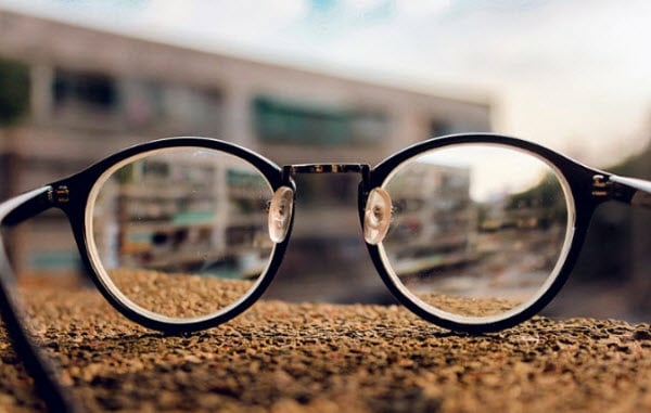 Top 11 bài Thuyết minh về chiếc kính đeo mắt hay nhất (ảnh 1)