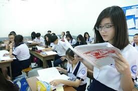 Đề thi Giữa học kì 1 Ngữ Văn lớp 10 Hồ Chí Minh năm 2021 (10 đề) (ảnh 1)