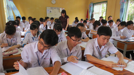 Đề thi Giữa học kì 1 Toán lớp 9 Đà Nẵng năm 2021 (7 đề) (ảnh 1)