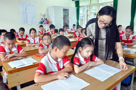 Viết thư gửi thầy cô giáo nhân ngày Nhà giáo Việt Nam 20/11 hay nhất (5 mẫu) (ảnh 2)