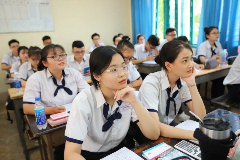 Đề thi Giữa học kì 1 Ngữ Văn lớp 9 Hồ Chí Minh năm 2021 (10 đề) (ảnh 3)