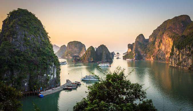 TOP 10 Write an essay about one of the World Heritage Sites in Vietnam SIÊU HAY (ảnh 1)