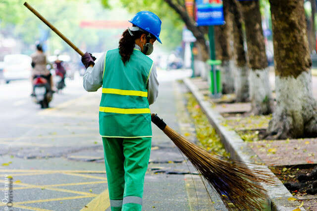 TOP 10 bài Nêu tình cảm, cảm xúc về việc làm đáng quý của cô chú lao công ở trường em (ảnh 3)