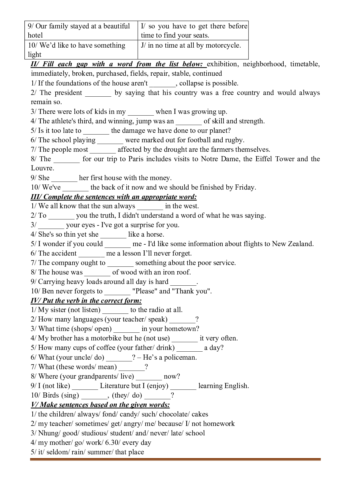 Bài tập tiếng anh lớp 10 cả năm theo từng unit (trang 5)